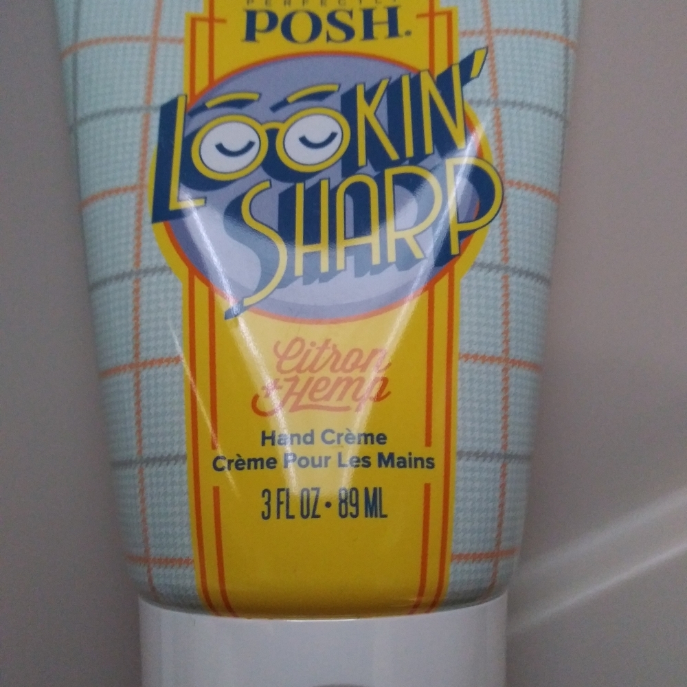 New Sealed Perfectly Posh BFYHC Lookin Sharp